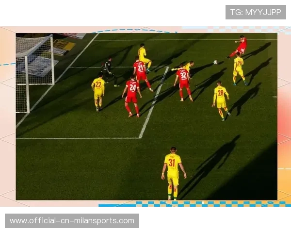 拜仁前场压迫训练节奏更强：揭秘他们的高效战术秘密