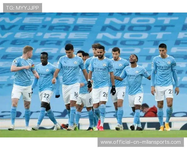 曼城或将下课风声引发球迷抗议：足球豪门的危机信号